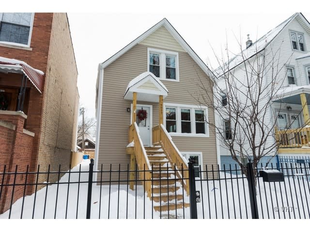 Just Closed: 4025 N Central Park Ave , Chicago, IL 60618 inception-app-prod/MWU5MmJjNTQtMjJhOS00MzRmLWIxMGYtMjUyYmIxMzlkYWJi/content/2018/10/photo05-262425.jpg