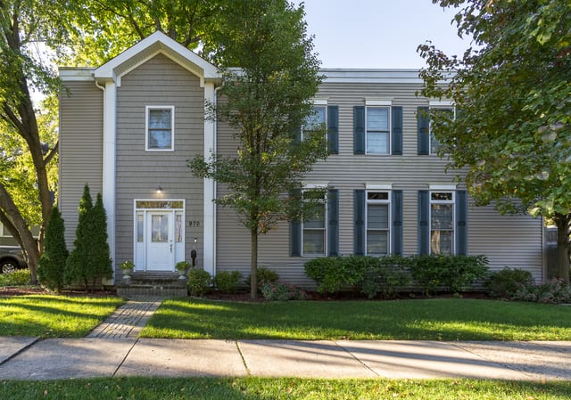 970 Chestnut St , Deerfield, IL 60015 inception-app-prod/MWU5MmJjNTQtMjJhOS00MzRmLWIxMGYtMjUyYmIxMzlkYWJi/content/2021/05/photo0%288%29.jpg