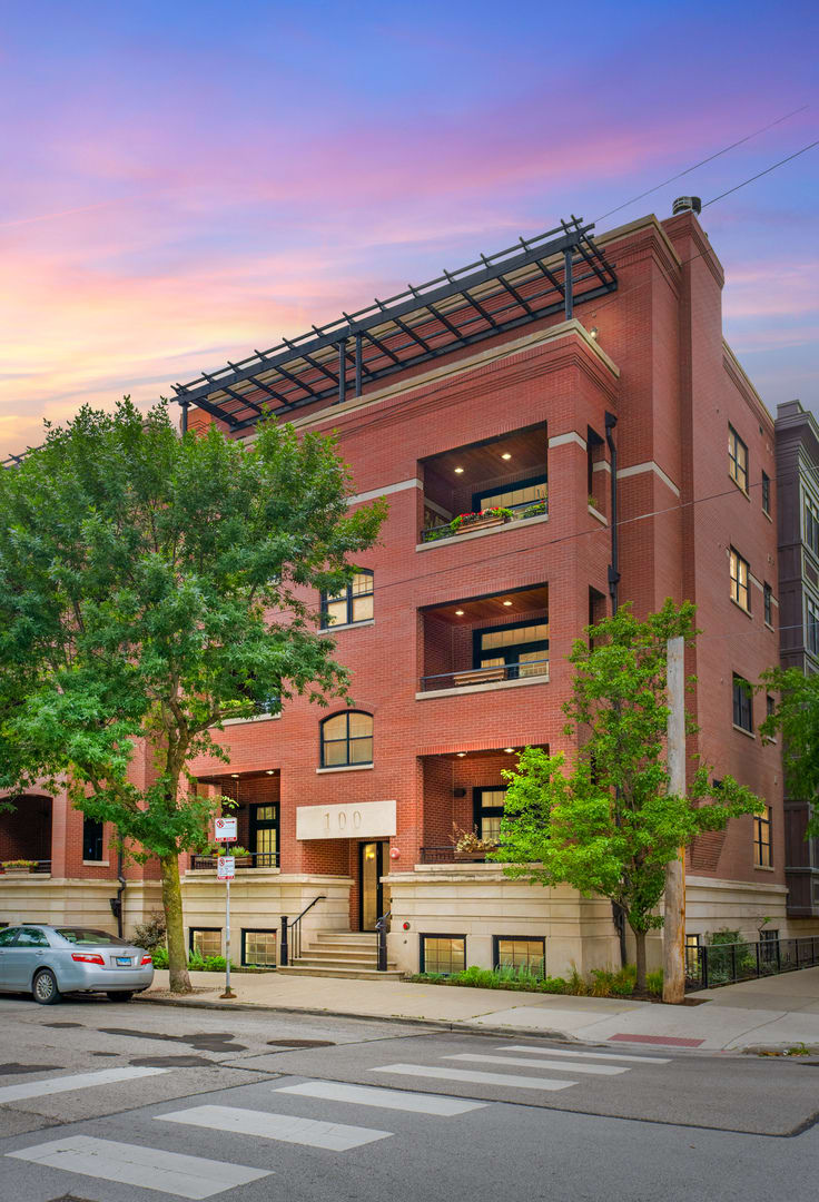 100 S Sangamon St Unit 2S, Chicago, IL 60607 inception-app-prod/MWU5MmJjNTQtMjJhOS00MzRmLWIxMGYtMjUyYmIxMzlkYWJi/content/2022/09/ac251aba54e63841e9510f410eeec60009b35f3a.jpeg