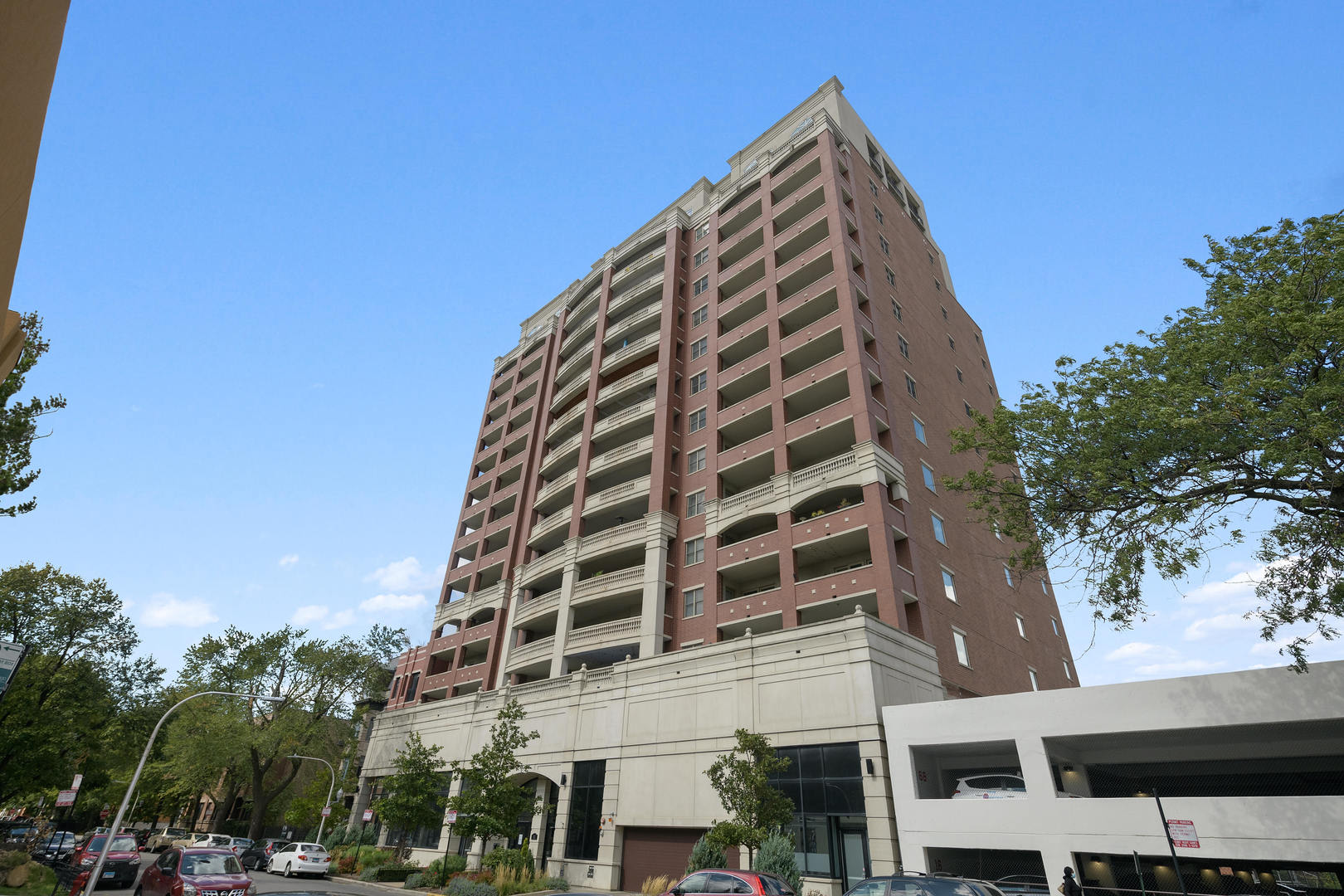 828 W Grace St Unit 410, Chicago, IL 60613 inception-app-prod/MWU5MmJjNTQtMjJhOS00MzRmLWIxMGYtMjUyYmIxMzlkYWJi/content/2023/10/f27883b4ca4a2633252f24a2e155bdff89f7c011.jpeg