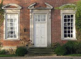 inception-app-prod/MWUwM2EwMzktMmE1NS00MmRjLTkxYjgtOTdjNDczYTUzMzIw/content/2017/11/front door.jpg