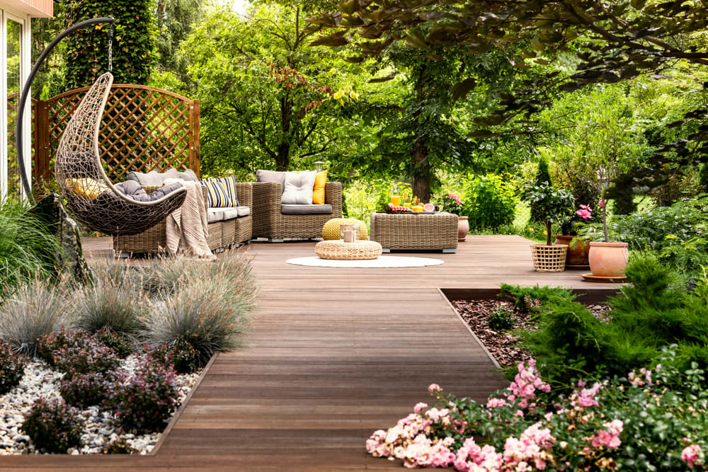 Is Spring the Right Time to Sell Your House? inception-app-prod/MWVhZDQwZWItYmY2Mi00YWNlLWIwY2UtOTUyNTI4Y2Q5YTEz/content/2023/04/11a28656579812eb40597a9e0368c54ca8d88f3c.jpg