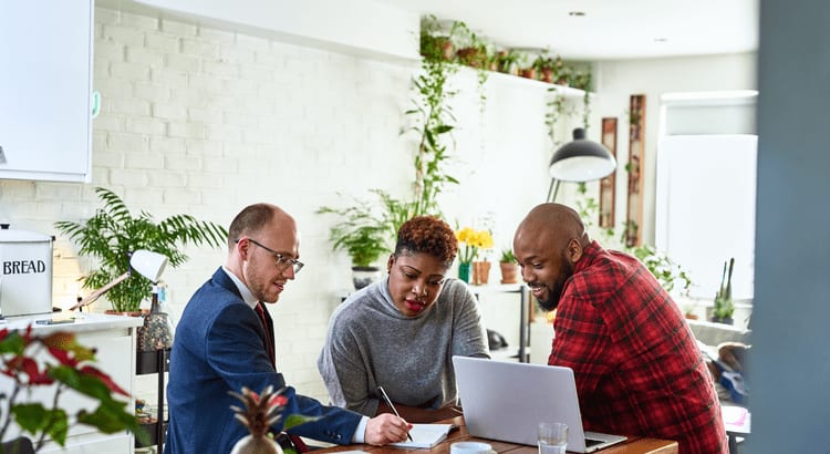 Pricing is Crucial When Selling Your Home inception-app-prod/MjE0ZGY5YjctYjE1Ni00NzE1LTkyMzAtN2I1NDYyOTE3ZjU4/content/2026/02/33aae0fdc3add6e308e6f65e8e90c068faa81b31.png