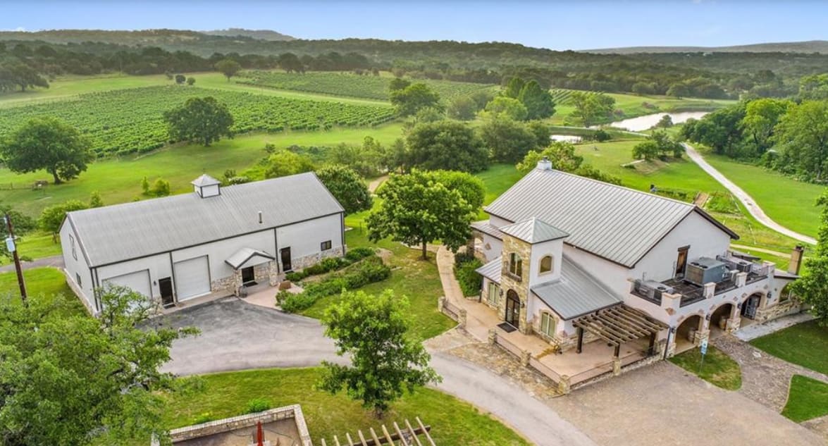 <p>Flat Creek Estate Winery, Marble Falls TX 78654</p> inception-app-prod/MjJjNDAzMTUtOWNhYS00ZDZkLWE0N2EtM2YyYTllYmJiNjhk/content/2025/06/e0474e4851ba548710b03568bc1bfff6d31a0647.png
