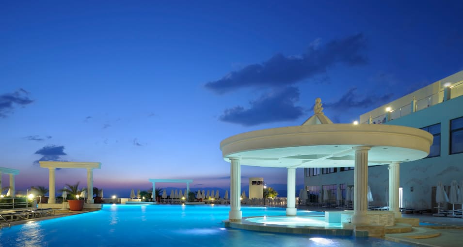 An Insane Market inception-app-prod/MjYxYzE3ZGEtMWZlNS00Zjg3LTk3ZTUtZWVhNTYzYmFmNTE4/content/2022/04/44576045fee83a2da1fa5c8baa1953b8c678befa.png