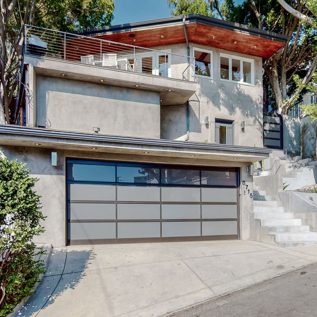 Los Angeles Real Estate inception-app-prod/MjYxYzE3ZGEtMWZlNS00Zjg3LTk3ZTUtZWVhNTYzYmFmNTE4/content/2024/06/fc212f36966706d3bf6acb06a658eb5014dff86d.png