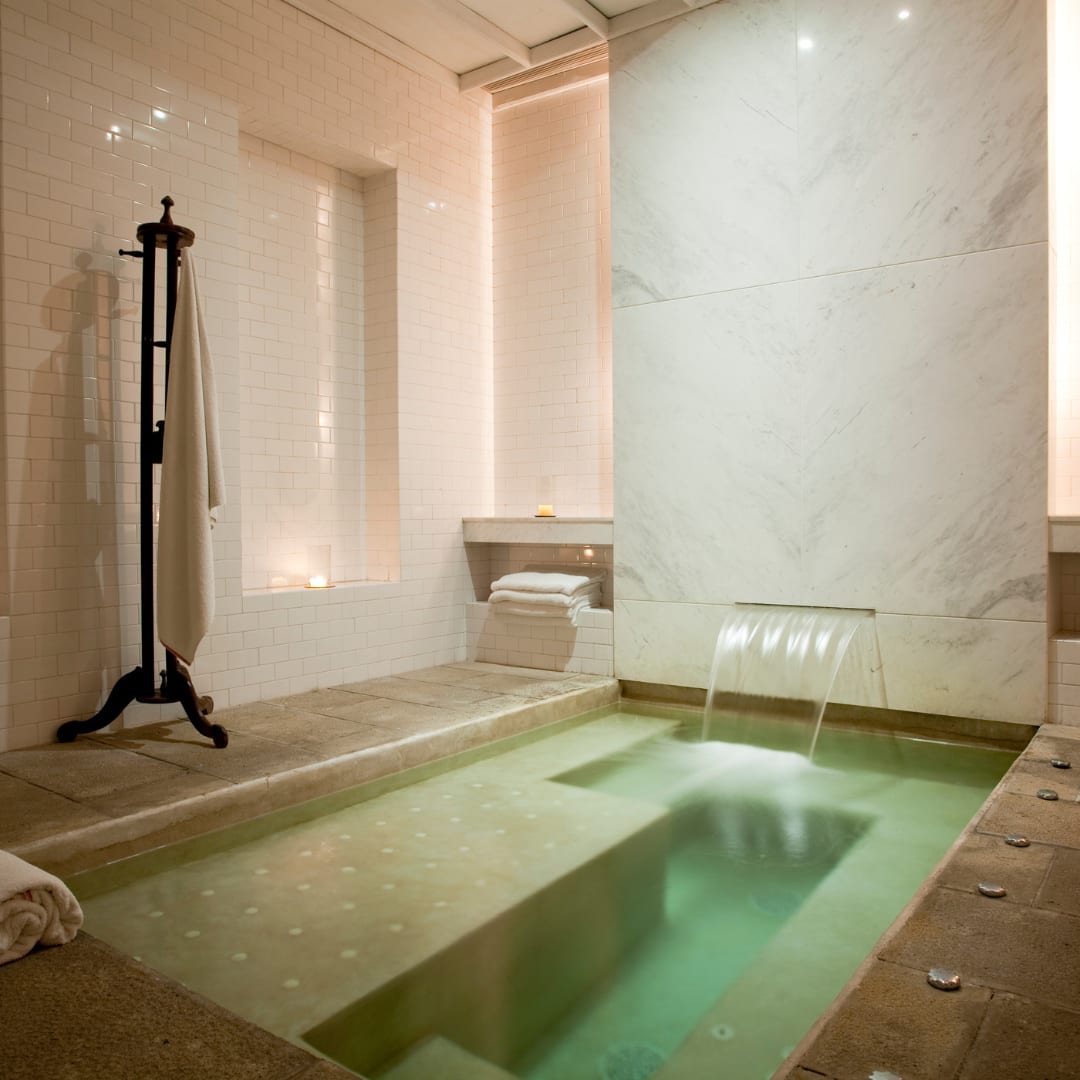 Luxury Real Estate inception-app-prod/MjYxYzE3ZGEtMWZlNS00Zjg3LTk3ZTUtZWVhNTYzYmFmNTE4/content/2025/06/87a0872f0f915a05f460ef72b9dc9f3da12c1300.png