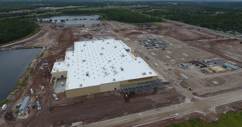 Home » Community » New Lake Nona Shops and Restaurants Officially Announced New Lake Nona Shops and Restaurants Officially Announced inception-app-prod/Mjc2N2RjNmMtYjJjMy00ZjhiLTlmOTctODM3OTI4M2I4ZGVm/content/2016/08/Lake-Nona-Landing-2FB %281%29.jpg