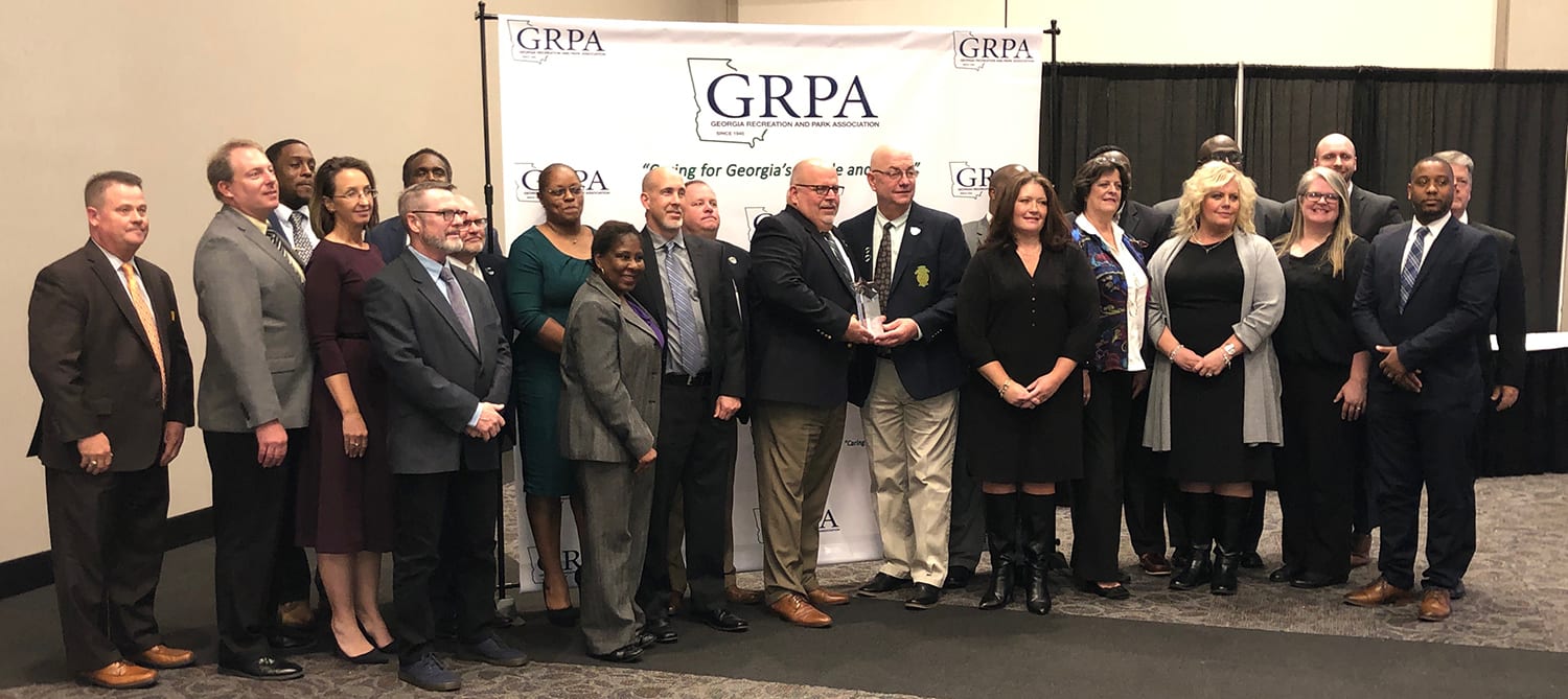 Cobb PARKS Honored as 2019 Agency of Year inception-app-prod/MmIyZGVmN2YtOWM1MC00YmQ2LWE4MzgtYjg4ZmRlMWEwNzcy/content/2019/11/parks2.jpg