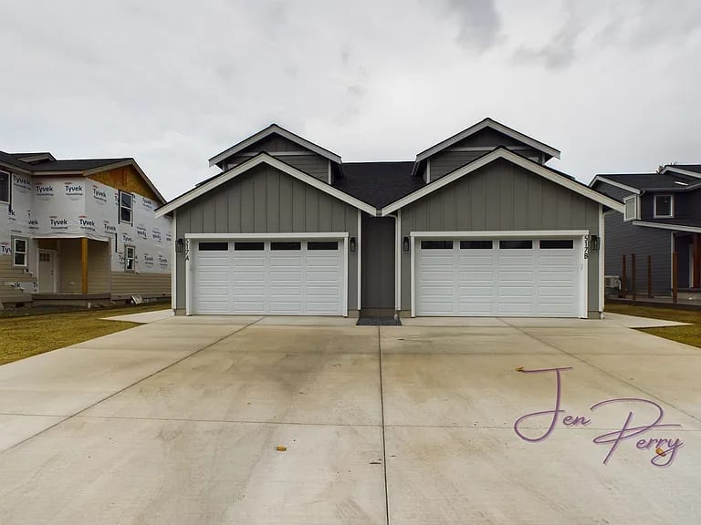 517 Colton Lane Unit A Everson WA 98247 inception-app-prod/MmJhMjA0OGItY2ZlZi00MWEzLWEzODYtYThmZGY3ODYzODFi/content/2026/07/c5c111d4eb65e35dc344c3507f37a89e45350ae4.webp