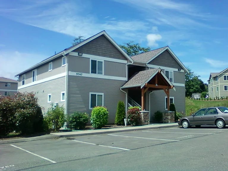 5747 Fallbrook Lane Unit 101 Ferndale, WA 98248 inception-app-prod/MmJhMjA0OGItY2ZlZi00MWEzLWEzODYtYThmZGY3ODYzODFi/content/2026/08/af9cf4d1af21240c5b70d74aff6cbaa88bc59a82.webp