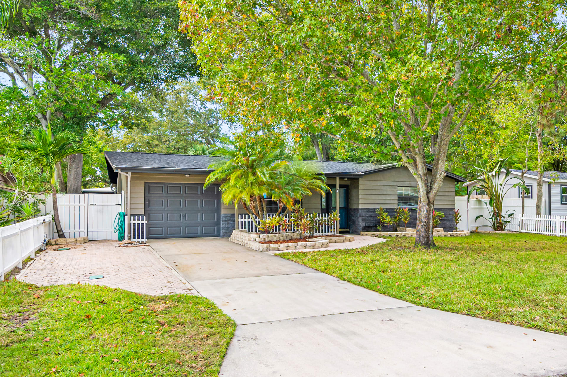 First-Time Home Buyer Florida: 2025 Programs, Classes & Roth IRA Tips (Pinellas Guide) inception-app-prod/MmNhM2RmODYtZGUwMC00NDcwLTg4MjgtMTkwMjI1MThmMjZl/content/2025/08/d915b7105dd72c0575bd5ac96f7c68190b798ab1.jpg