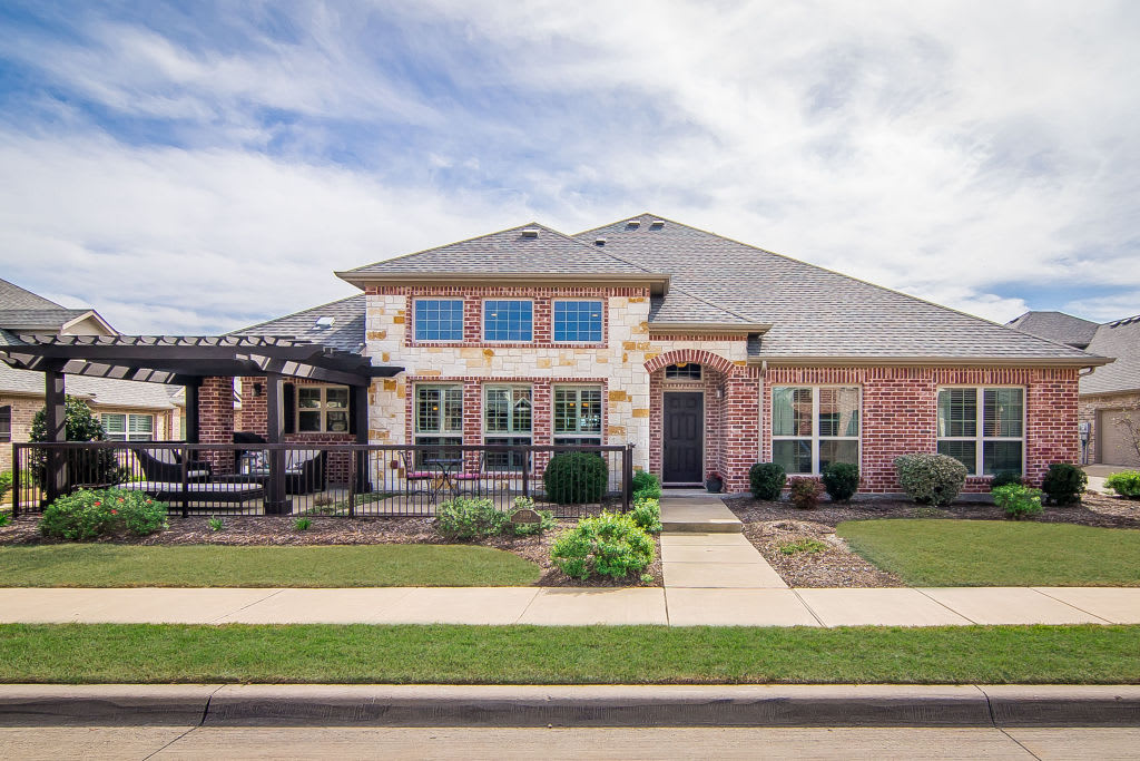 Fairview Home for Sale inception-app-prod/MmNhZDM5OTctMmY1ZS00NDNiLWExYWItMTc1ZWM2NmYwMGE2/content/2017/03/5699 Hummingbird Lane Fairview Texas 75069 %284%29 - 1.jpg