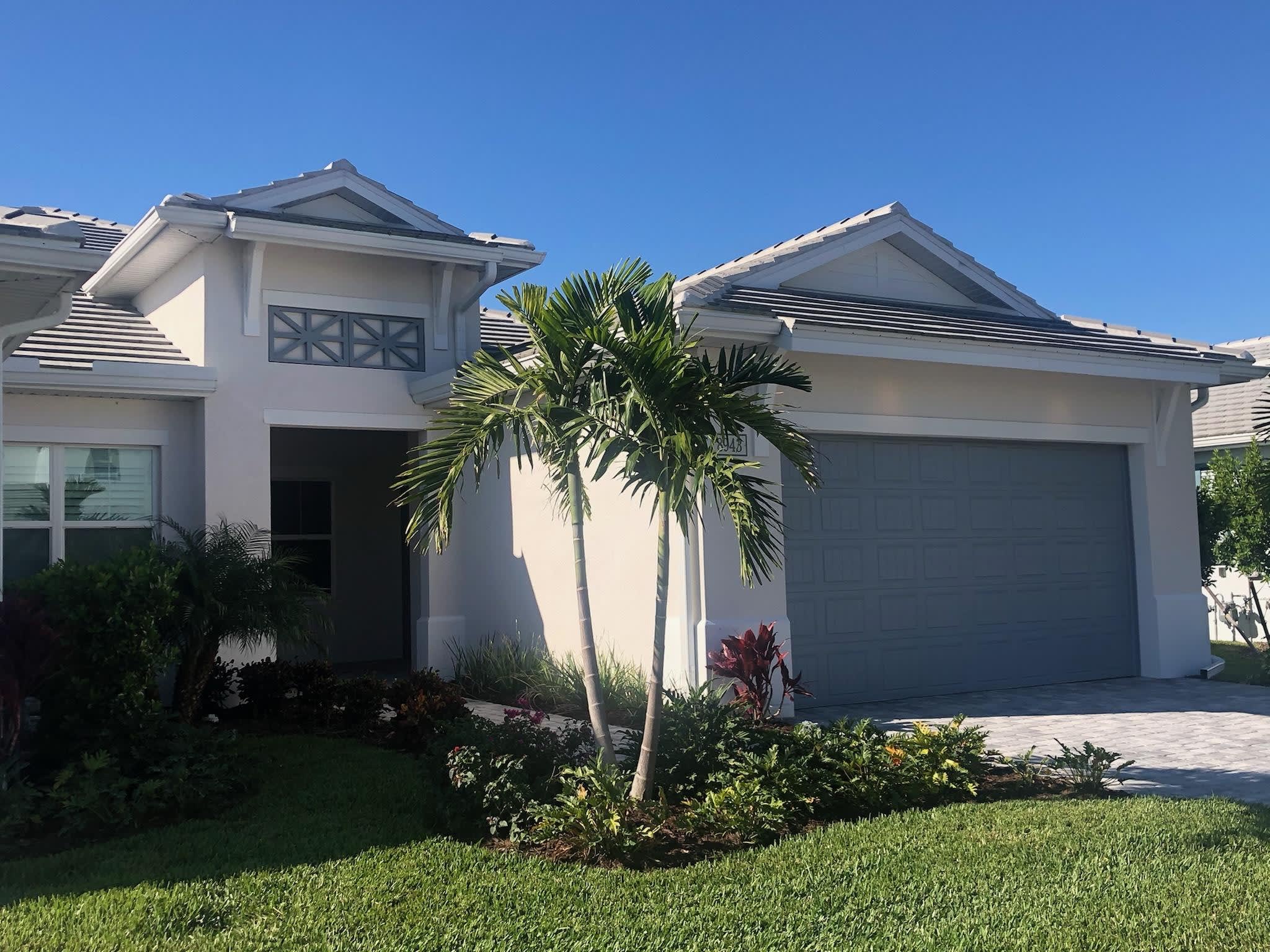 Just Sold in Azure at Hacienda Lakes inception-app-prod/MzA4MDg4OWYtYzkzMi00MTQ3LTkwYWMtZGU0MTc0NjVkYTg5/content/2020/12/img57311.jpg