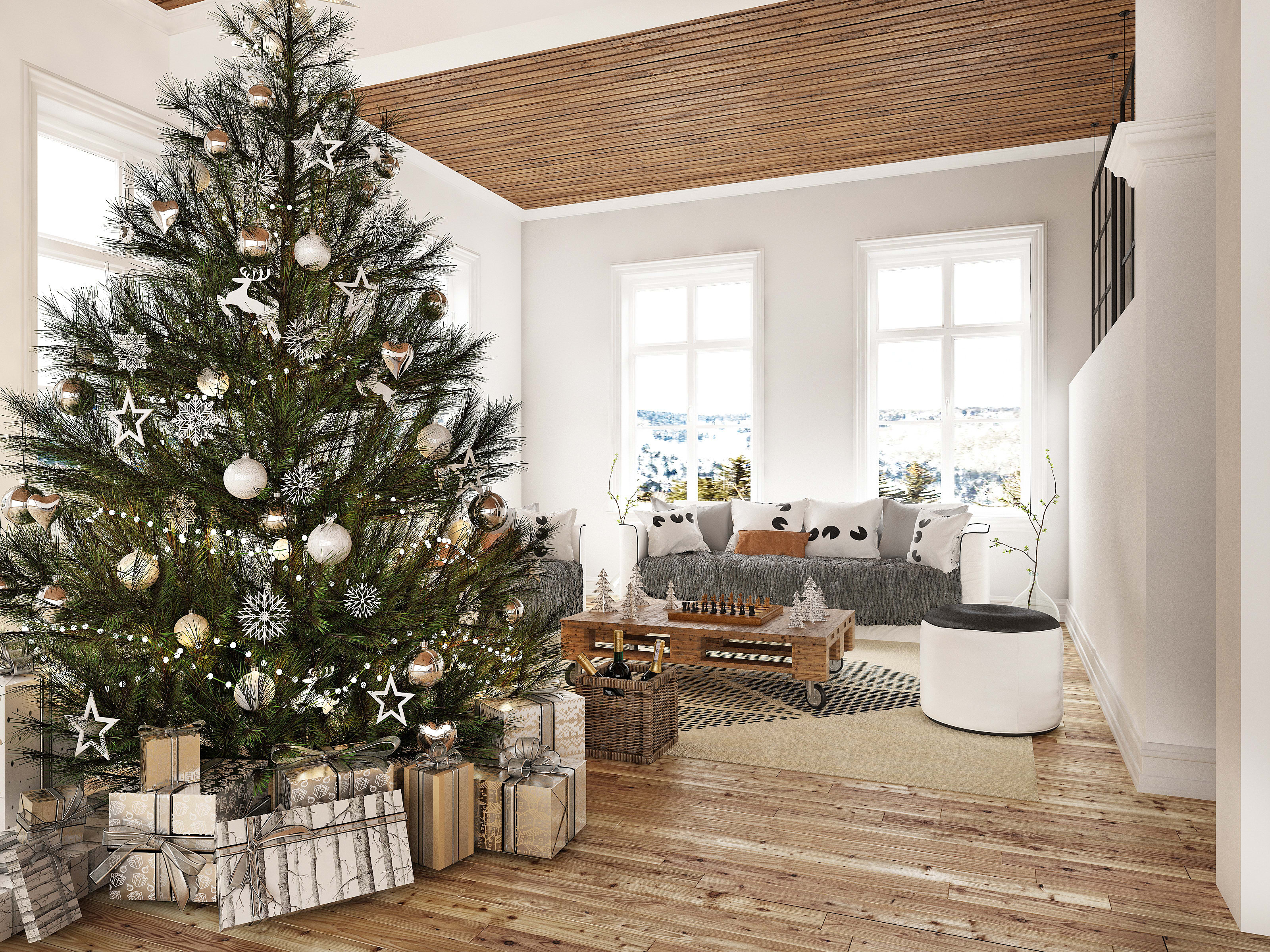 Tasteful Holiday Decorating: When Selling a Home You Can Still Make Your NC Home Festive inception-app-prod/MzBlMzI3MTktOWQ1OC00YmYyLWE0MDktMTQ0OTkxZDRiZDVl/content/2019/11/adobestock297057567.jpeg