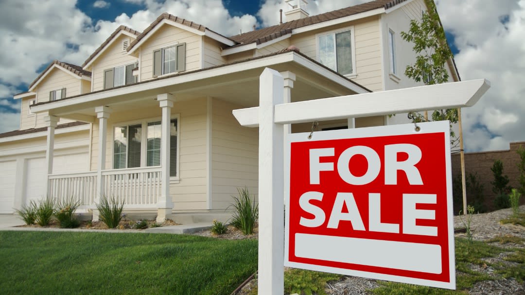 What Bergen County Sellers Are Getting Wrong This Spring (And How It’s Costing Them Money) inception-app-prod/MzEyNmI4NmMtZTRiMi00MjE4LTg2Y2EtMDc3MmZjZTc3Y2I5/content/2026/05/7f18f422e67a3f4e9f21343ae5f52309704da799.jpg