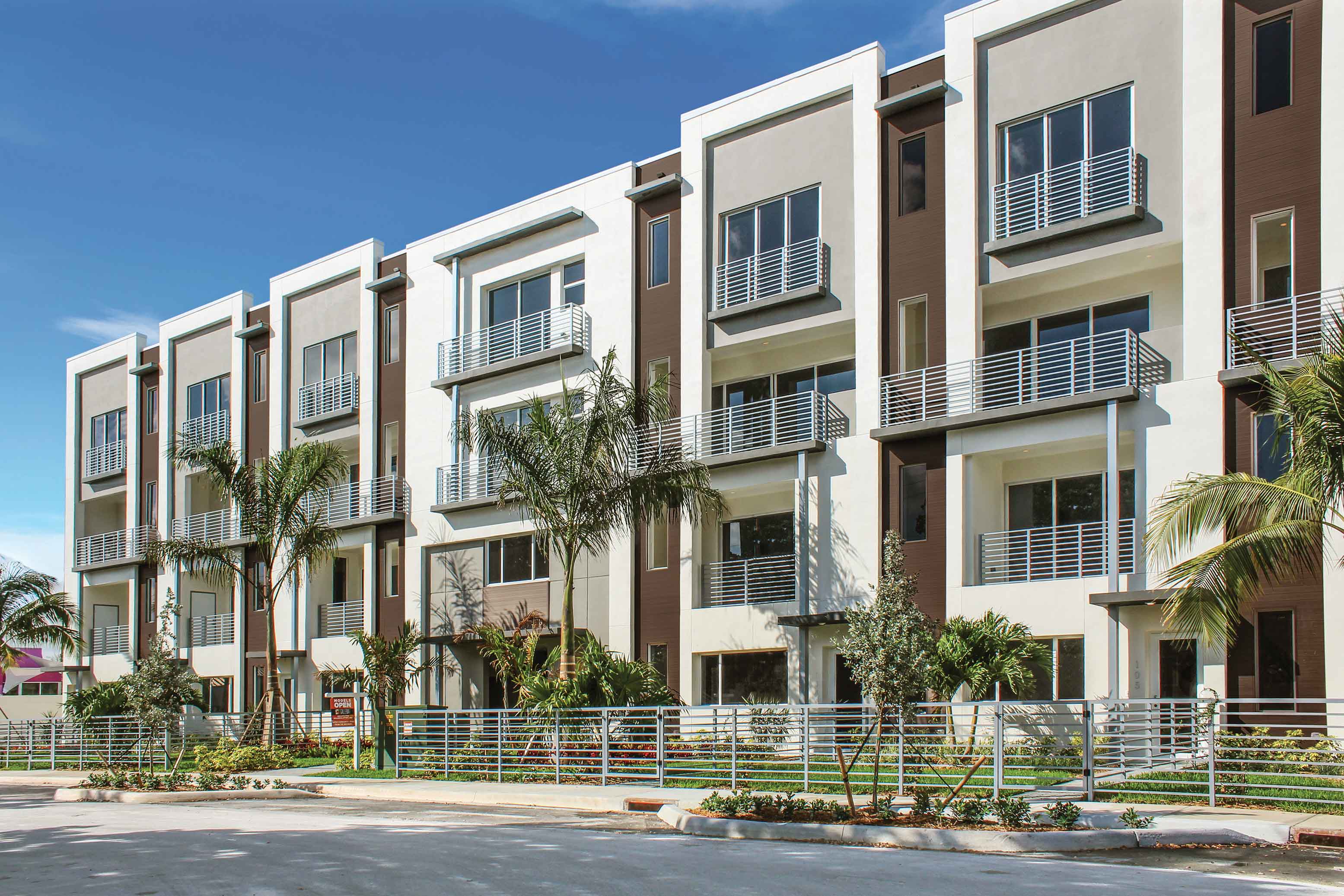 Galleria Lofts inception-app-prod/MzEyZGU2M2YtODZhYy00ZGFjLTgyNjAtNTQ5NTVkNWI5Mjdj/content/2018/11/Galleria Lofts- Fort Lauderdale.jpg
