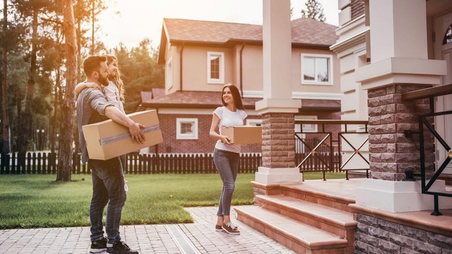 7 Tips You Need to Know About When Buying Your First Home inception-app-prod/MzNhMmY2N2ItN2IyMy00NzY1LTllMTctNWJkZDBhM2U3Nzgx/content/2022/04/495982c6c15a3aa0d4c02620f117d68aa84c7bae.jpg
