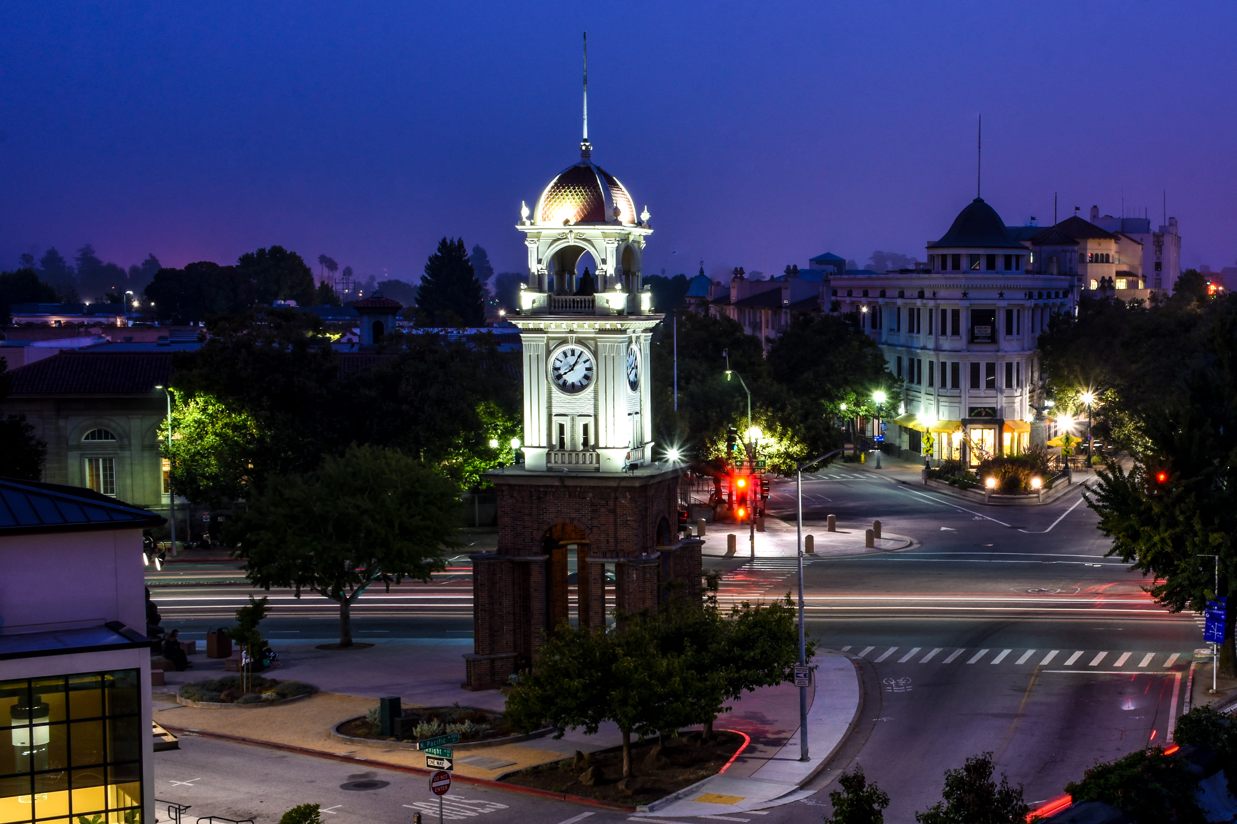 inception-app-prod/MzNhYTIwZTEtOWI0MC00ODk3LWFjODAtYmZhOTNmNmUxNjVj/content/2018/03/expedition image - stock candidates-86.jpg