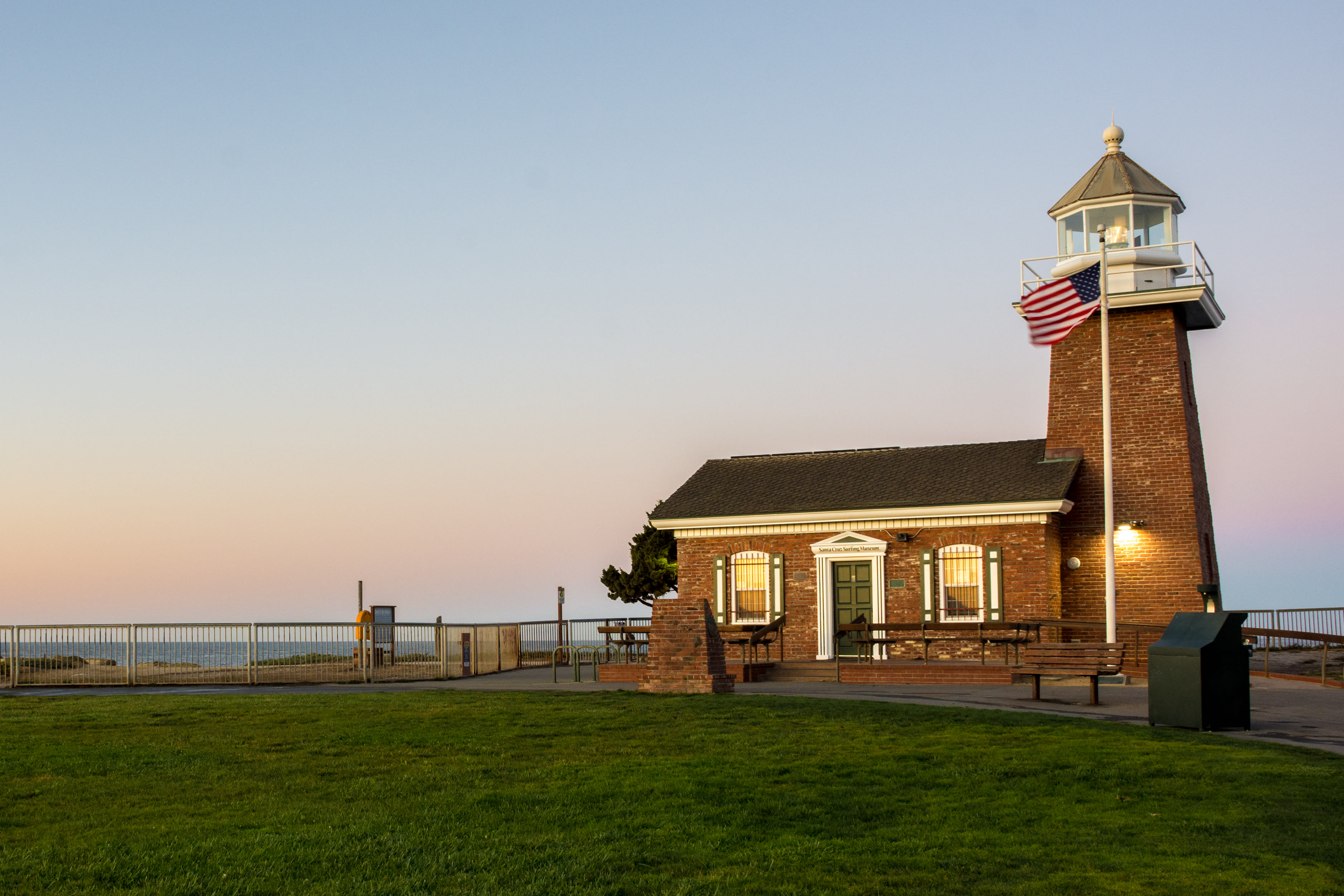 The real estate industry has changed - A LOT inception-app-prod/MzNhYTIwZTEtOWI0MC00ODk3LWFjODAtYmZhOTNmNmUxNjVj/content/2018/03/expedition image - westcliff sunrise lighthouse-4.jpg