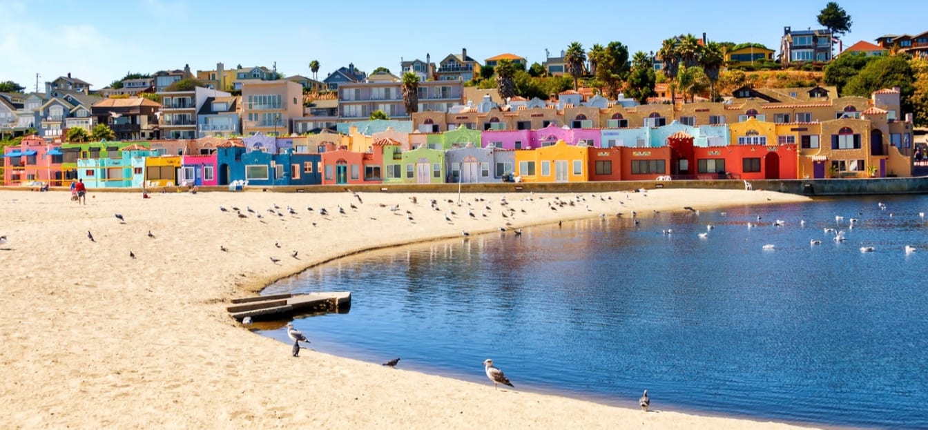 CAPITOLA inception-app-prod/MzNhYTIwZTEtOWI0MC00ODk3LWFjODAtYmZhOTNmNmUxNjVj/content/2020/08/captureknk-2.png