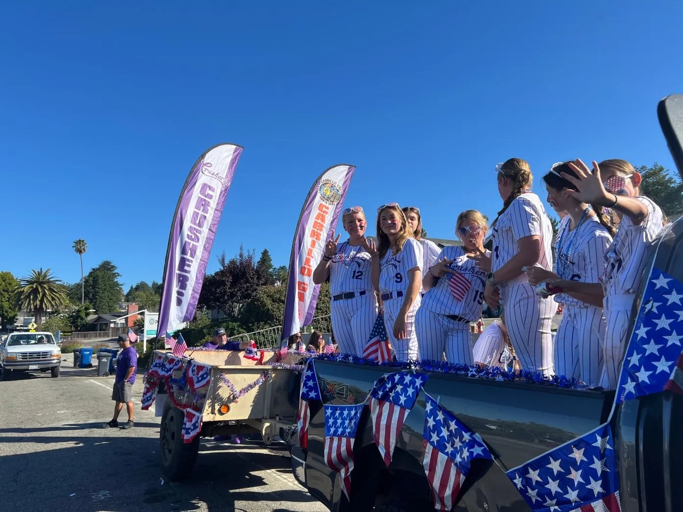 Santa Cruz County has 4th of July events at every corner inception-app-prod/MzNhYTIwZTEtOWI0MC00ODk3LWFjODAtYmZhOTNmNmUxNjVj/content/2025/07/11783f37d50a86267b883747ce363fbb013931c0.png