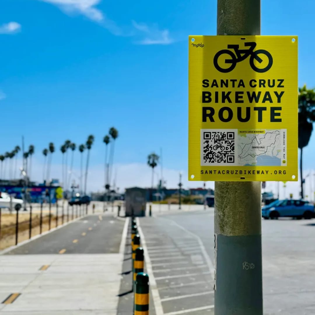 Have you seen those yellow ‘bikeway’ signs around Santa Cruz? inception-app-prod/MzNhYTIwZTEtOWI0MC00ODk3LWFjODAtYmZhOTNmNmUxNjVj/content/2025/08/df09dfc186adda8e69c352cf1e05b1d243526b38.png