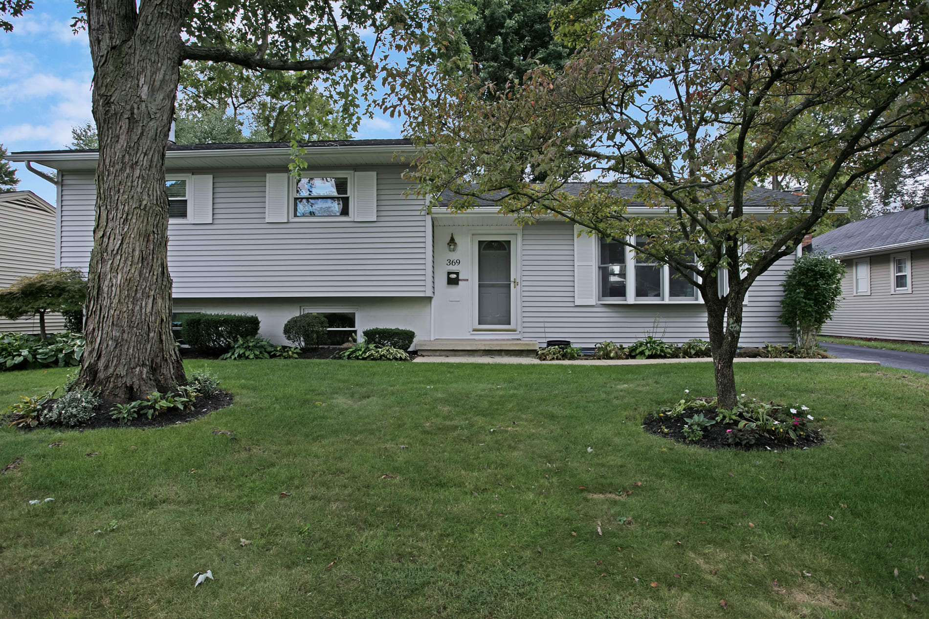 369 Granville Sq., Worthington OH inception-app-prod/MzU2NDIzNzgtZjUzMi00NDMzLTgzZDUtMWJkMWFjMmNhN2I2/content/2018/09/7J6A8442.jpg