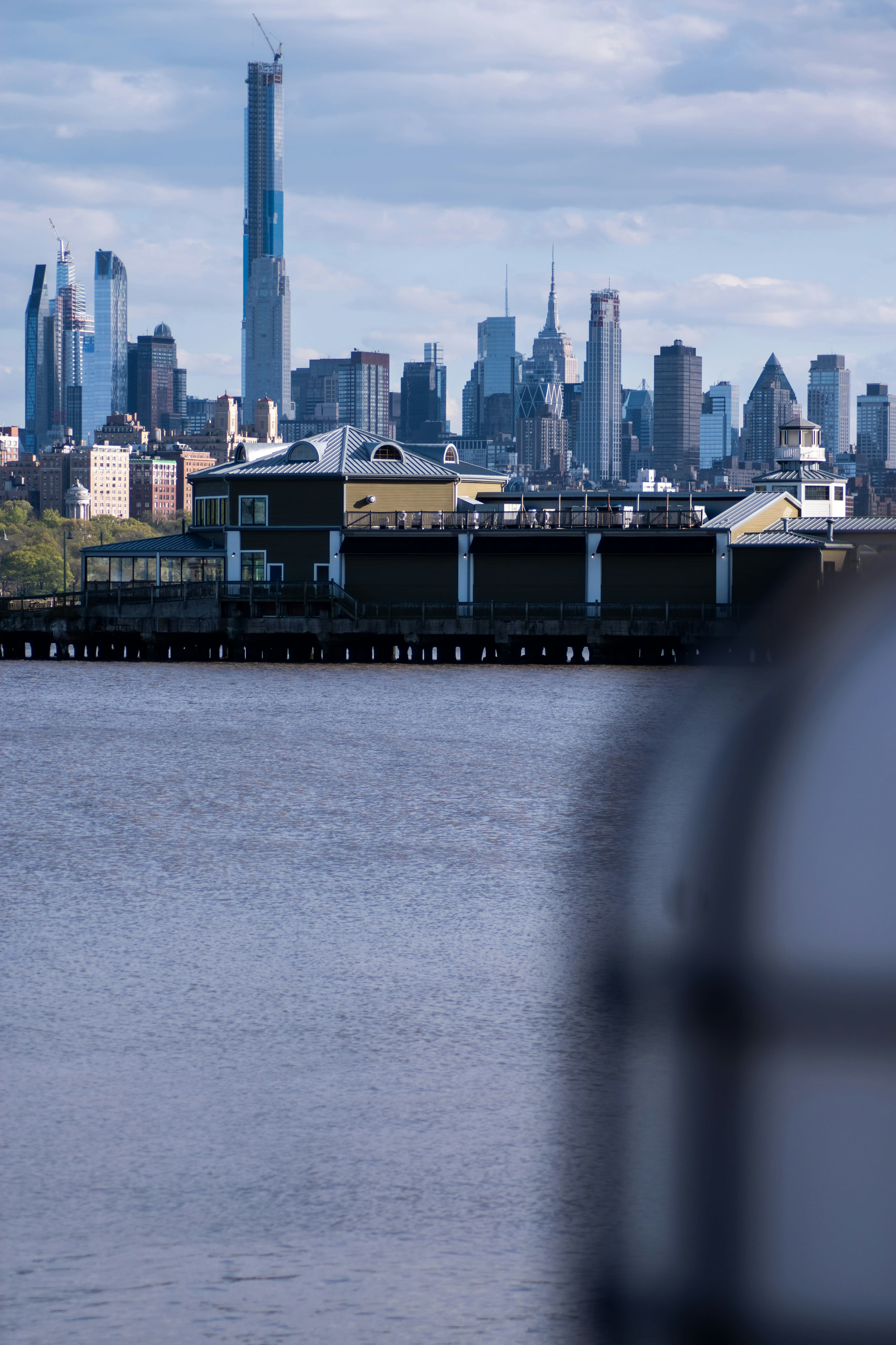 Edgewater inception-app-prod/Mzc0ZTA1MjItZTNhNS00NTdkLTljZTgtNGIxNDlmNTg1NzBm/content/2024/01/16c2edb1313a16712ba2cdc25de3bf5ec4b8c6e0.jpg