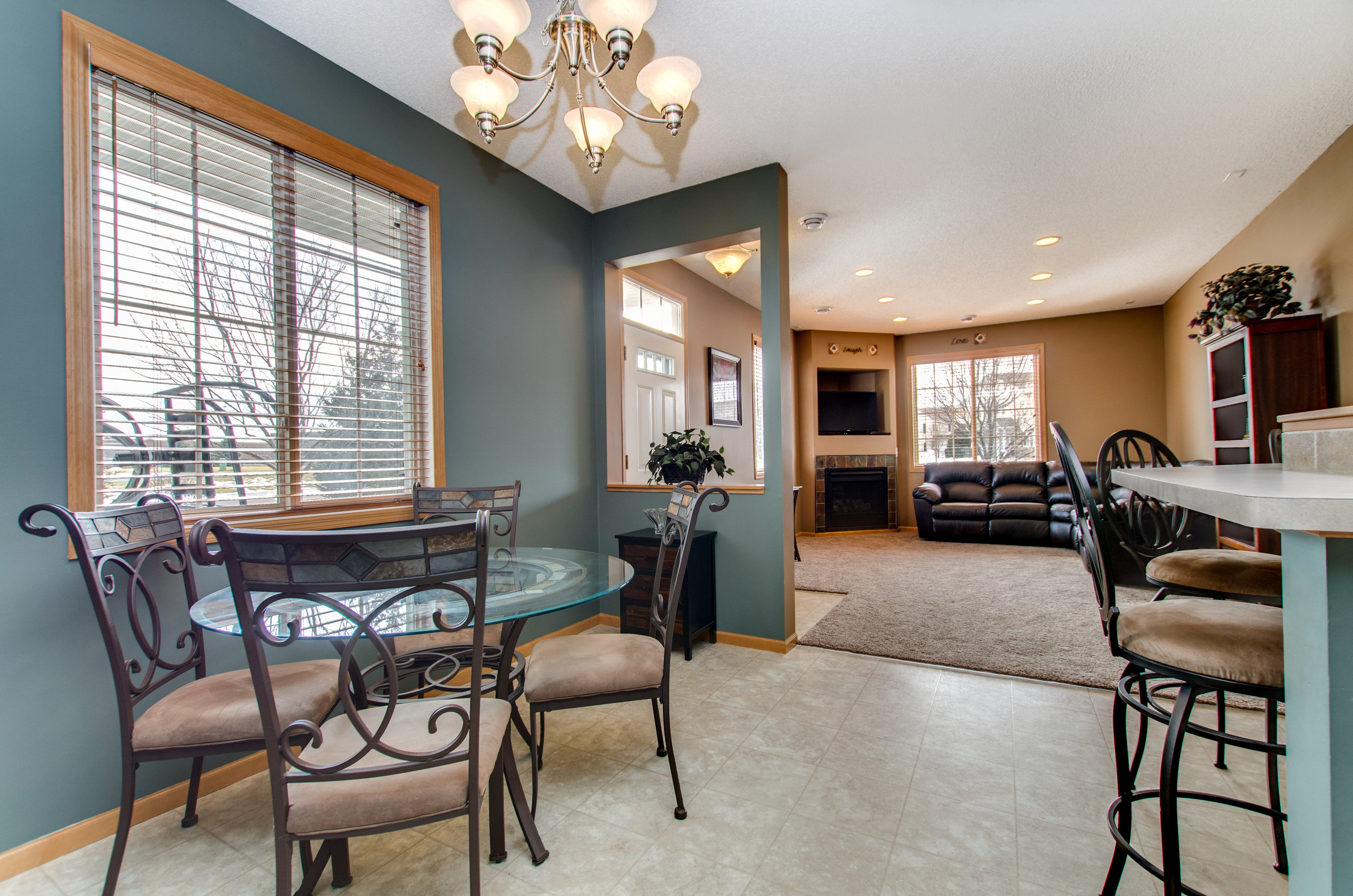 inception-app-prod/Mzk4NDIzMmQtZDE4NC00ZjQwLWIxZTctN2NiMjY4MTg4MDI3/content/2016/02/13485EuropaCtN9 %286%29.jpg