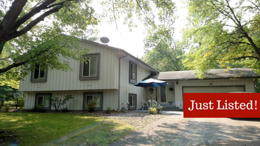 Just Listed! Charming Home In Extremely High Demand Acreage in Mahtomedi School District! inception-app-prod/Mzk4NDIzMmQtZDE4NC00ZjQwLWIxZTctN2NiMjY4MTg4MDI3/content/2017/09/Just Listed%21-2-3.png