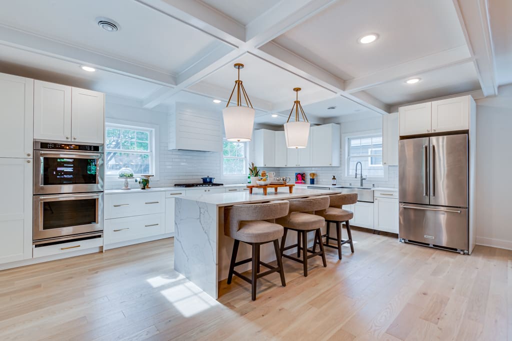 6019 Vincent Ave S, Minneapolis inception-app-prod/Mzk4NDIzMmQtZDE4NC00ZjQwLWIxZTctN2NiMjY4MTg4MDI3/content/2019/09/6019-vincent-ave-s-mls-25.jpg