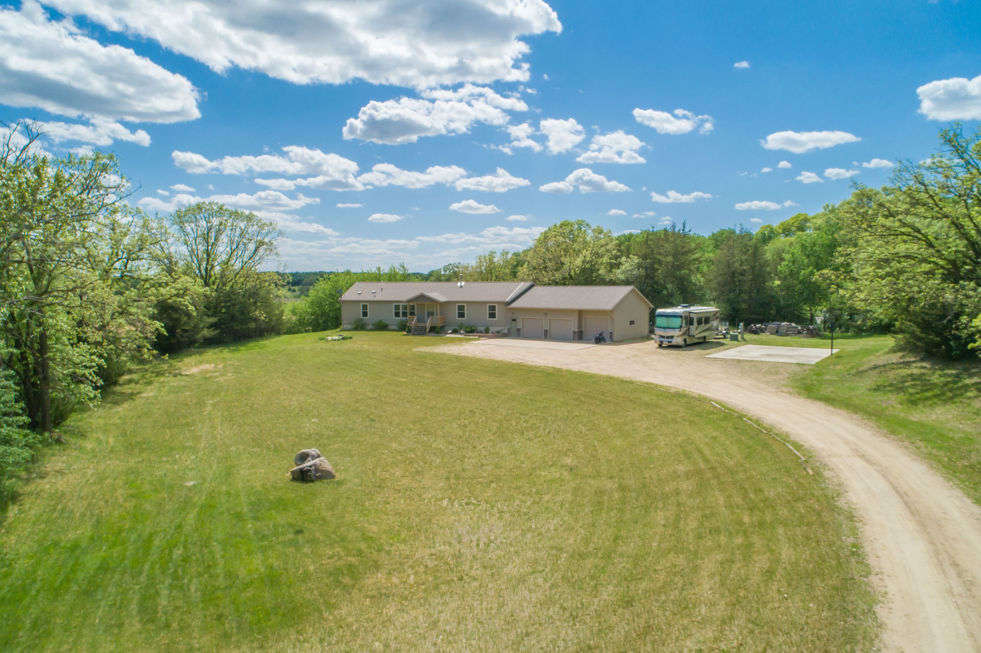 Coming Soon! 13925 County 11 inception-app-prod/Mzk4NDIzMmQtZDE4NC00ZjQwLWIxZTctN2NiMjY4MTg4MDI3/content/2020/06/edited-42.jpg