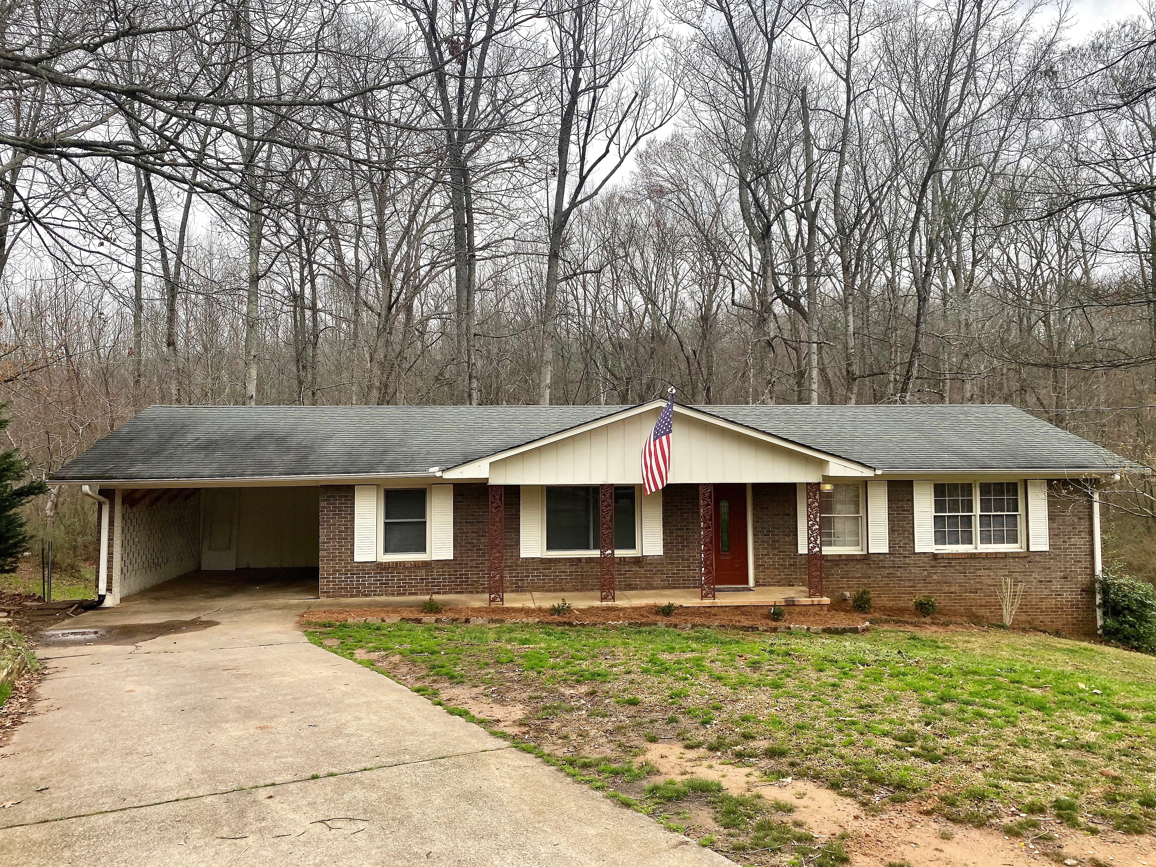 3060 Summer Lake Drive inception-app-prod/NDBhZDIzNzAtNzQ1OC00Mjc4LWI0ZmUtOGVkNWY4Nzg1ZGZm/content/2021/03/3060SummerLakeDrive1.jpg