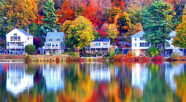 4 Reasons to Buy a Home This Fall inception-app-prod/NDE5NjBkMjEtOWYzMy00OTYxLWIxOGMtZDQ5ZDliZTgzN2Mw/content/2019/10/20191028-kcm-share-600x328.jpg