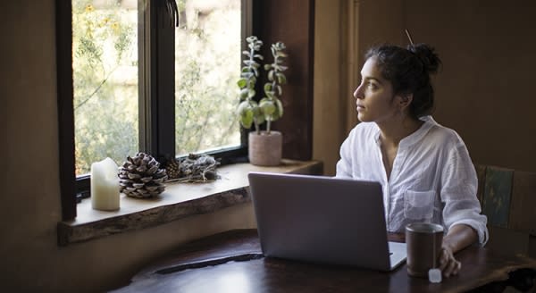 Why Working from Home May Spark Your Next Move inception-app-prod/NDE5NjBkMjEtOWYzMy00OTYxLWIxOGMtZDQ5ZDliZTgzN2Mw/content/2020/11/20201116-kcm-share-600x328.jpg