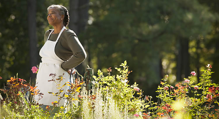 5 Reasons to Sell Your House This Spring inception-app-prod/NDE5NjBkMjEtOWYzMy00OTYxLWIxOGMtZDQ5ZDliZTgzN2Mw/content/2021/03/20210308-kcm-share.jpeg