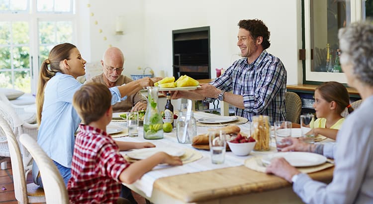 Millions of Americans Have Discovered the Benefits of Multigenerational Households inception-app-prod/NDE5NjBkMjEtOWYzMy00OTYxLWIxOGMtZDQ5ZDliZTgzN2Mw/content/2022/02/1da8533145b7ed7787acc80308b1e3440823b28d.jpeg