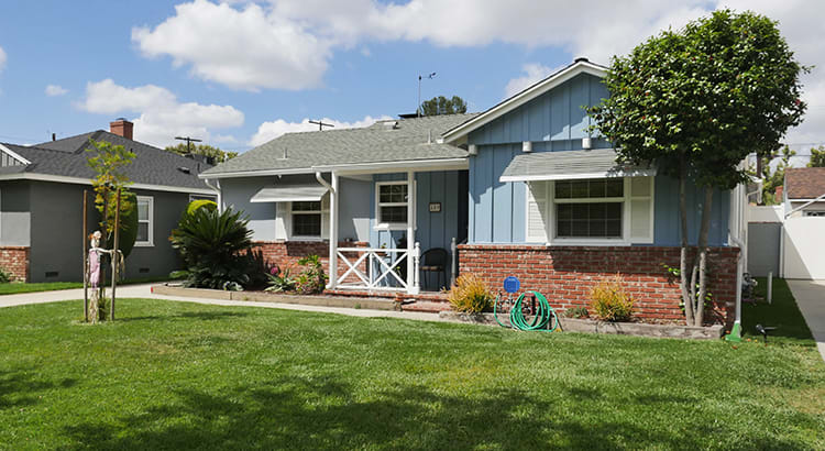 Why the Forbearance Program Changed the Housing Market inception-app-prod/NDE5NjBkMjEtOWYzMy00OTYxLWIxOGMtZDQ5ZDliZTgzN2Mw/content/2022/08/2e6ee560205aaefe2063a04c8c76109905f0b5ef.jpeg