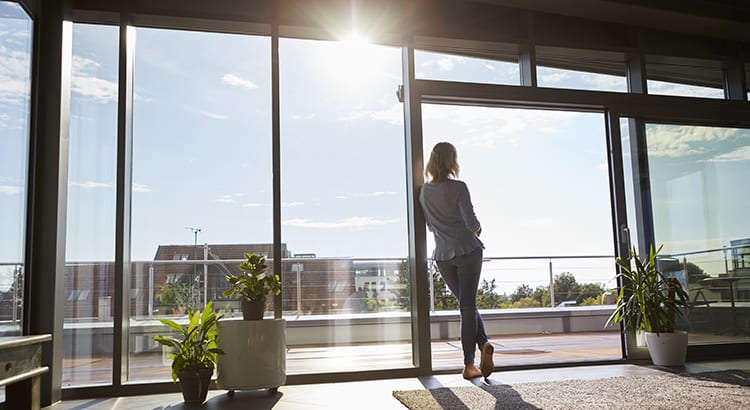 Trying To Buy a Home? Hang in There inception-app-prod/NDE5NjBkMjEtOWYzMy00OTYxLWIxOGMtZDQ5ZDliZTgzN2Mw/content/2023/04/213e0831f8c48dc14858fa0210cd5674aa0eabd0.jpeg
