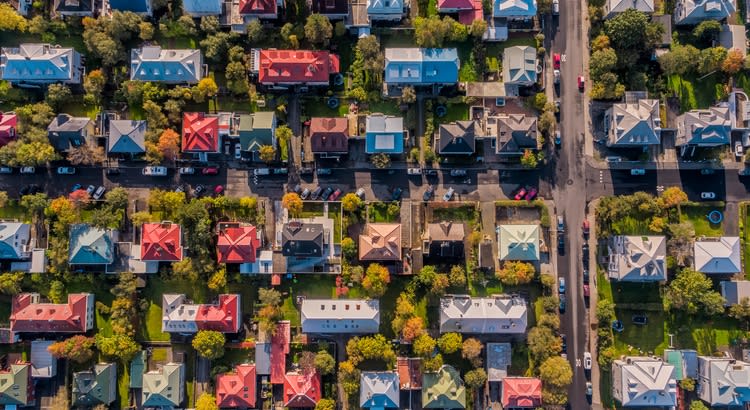 Are There Actually More Homes for Sale Right Now? inception-app-prod/NDE5NjBkMjEtOWYzMy00OTYxLWIxOGMtZDQ5ZDliZTgzN2Mw/content/2023/11/07c376d127a24557c97dc230ef7113af54e19142.jpg