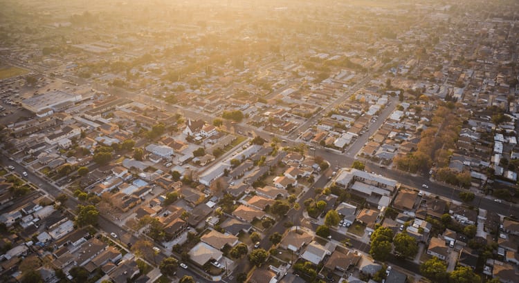 Expect the Unexpected: Anticipating Volatility in Today's Housing Market inception-app-prod/NDE5NjBkMjEtOWYzMy00OTYxLWIxOGMtZDQ5ZDliZTgzN2Mw/content/2024/11/01bf562a09ba860be61da4c9463f023bd4e1c0f9.png