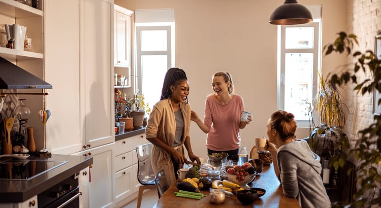 How Co-Buying A Home Helps With Affordability Today inception-app-prod/NDE5NjBkMjEtOWYzMy00OTYxLWIxOGMtZDQ5ZDliZTgzN2Mw/content/2024/12/115465f96ac474cc1189aa32a11b32533c8bd27b.png
