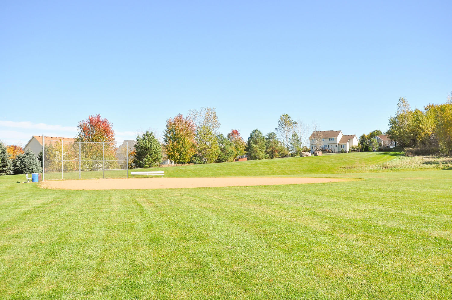 inception-app-prod/NDFiMWVlZTUtYmRmZS00NTYxLWJjOGYtNjE2MjFmZjk5NmRk/content/2017/01/11194 204th St W Lakeville MN-large-012-18-DSC 0478 DxO-1500x997-72dpi.jpg