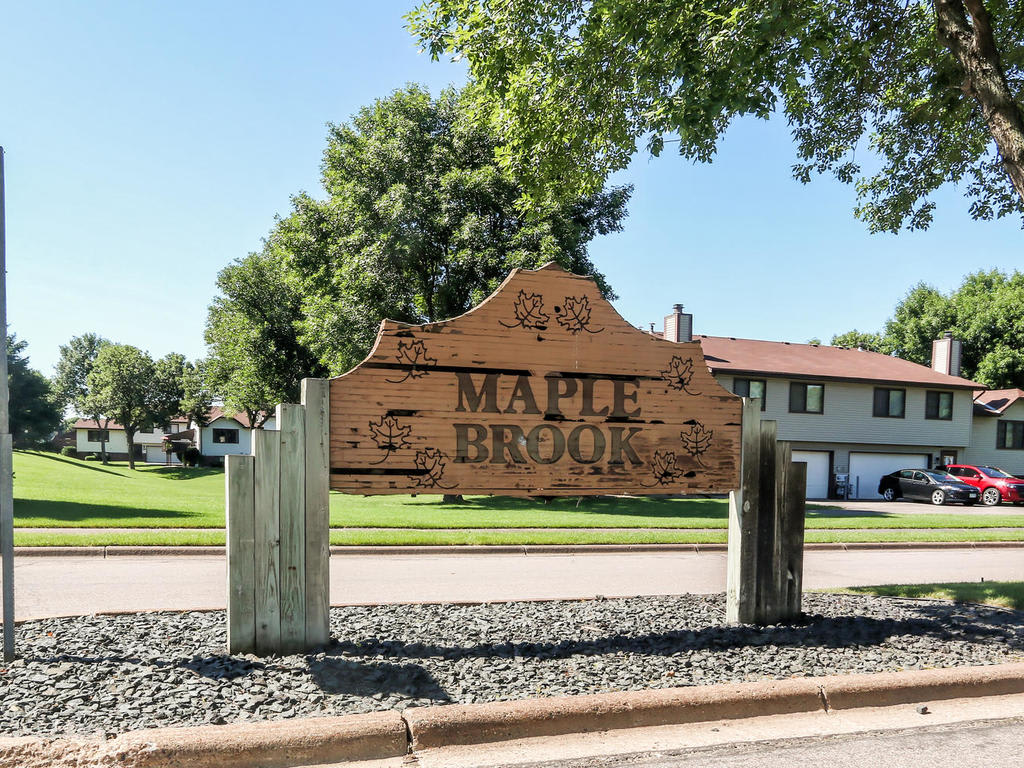 Maplebrook Estates - Brooklyn Park, MN inception-app-prod/NDFiMWVlZTUtYmRmZS00NTYxLWJjOGYtNjE2MjFmZjk5NmRk/content/2017/01/8762 N Maplebrook Circle-MLS_Size-024-20-IMG 5284 DxO-1024x768-72dpi-3.jpg