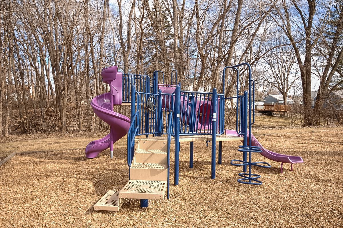 inception-app-prod/NDFiMWVlZTUtYmRmZS00NTYxLWJjOGYtNjE2MjFmZjk5NmRk/content/2017/03/west st paul park 2.jpg