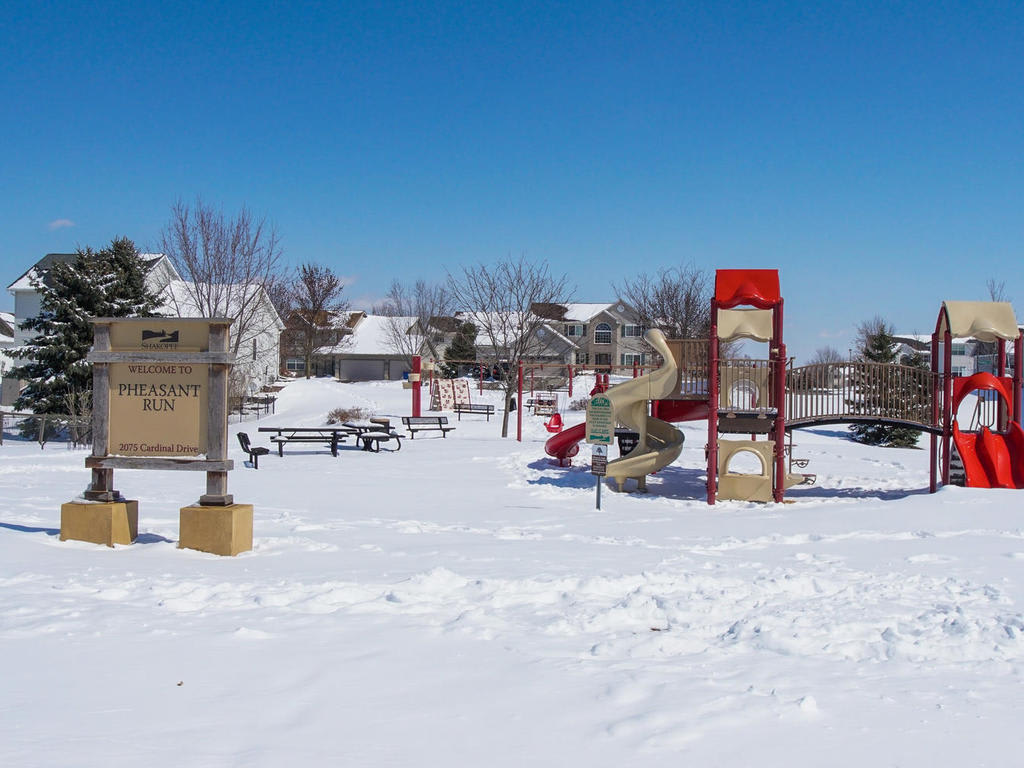 inception-app-prod/NDFiMWVlZTUtYmRmZS00NTYxLWJjOGYtNjE2MjFmZjk5NmRk/content/2018/04/2446 Ponds Way Shakopee MN-24-2.jpg