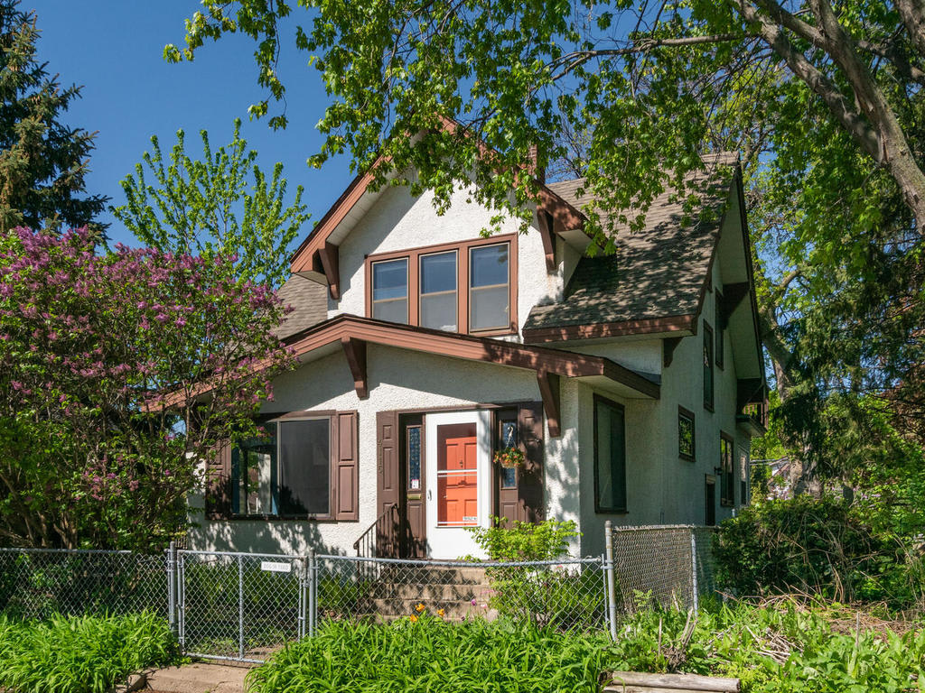 4115 Fremont Avenue N | Minneapolis, MN 55412 inception-app-prod/NDFiMWVlZTUtYmRmZS00NTYxLWJjOGYtNjE2MjFmZjk5NmRk/content/2019/05/1- 4115 Fremont Ave N Minneapolis-Jason Kraemer Homes Team - KWCRNW.jpg