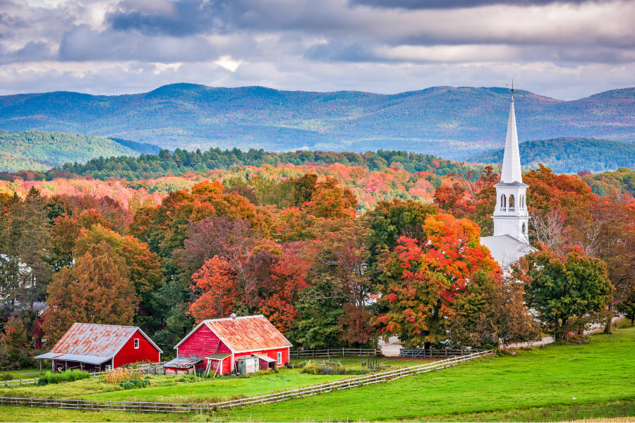A Very Vermont Fall: What To Do While the Seasons Change inception-app-prod/NDI2ZDBlYzAtMjg0OC00Yjc0LTg1ZTUtYTc4MWU0YzhlZjY5/content/2021/09/72530bdb1b798eb7e542e1a5128d5552e842b36d.png