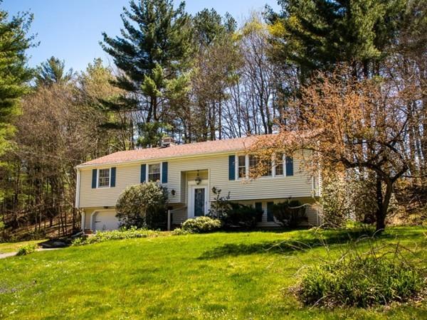 Spacious 46' Raised Ranch, Sharon MA inception-app-prod/NDM2Mzc5ZDAtZGNkNi00ZjY3LWI4NGItODgxN2NhZmM3ZmEy/content/2016/05/photo.jpg